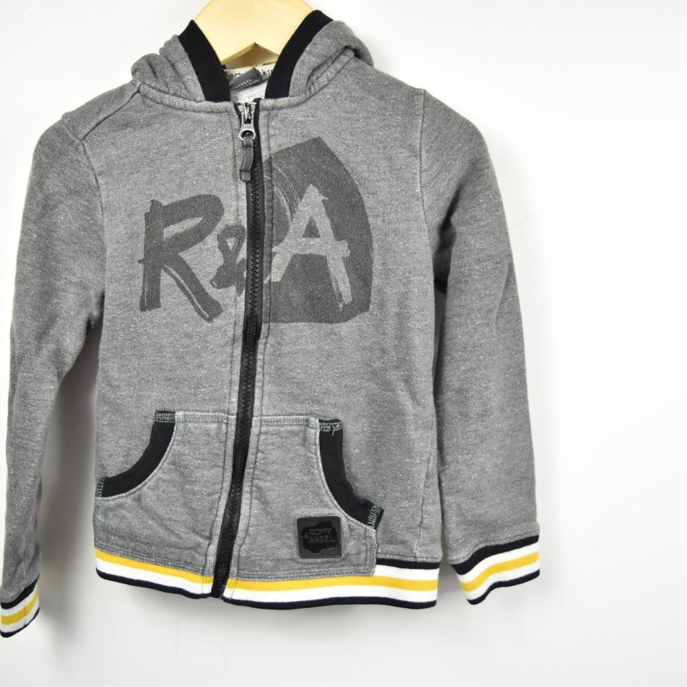 Gray full zip hoodie with contrasting ribbing 4T